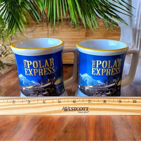 Set of 2 The Polar Express “Believe” Christmas Mugs - Picture 4 of 7